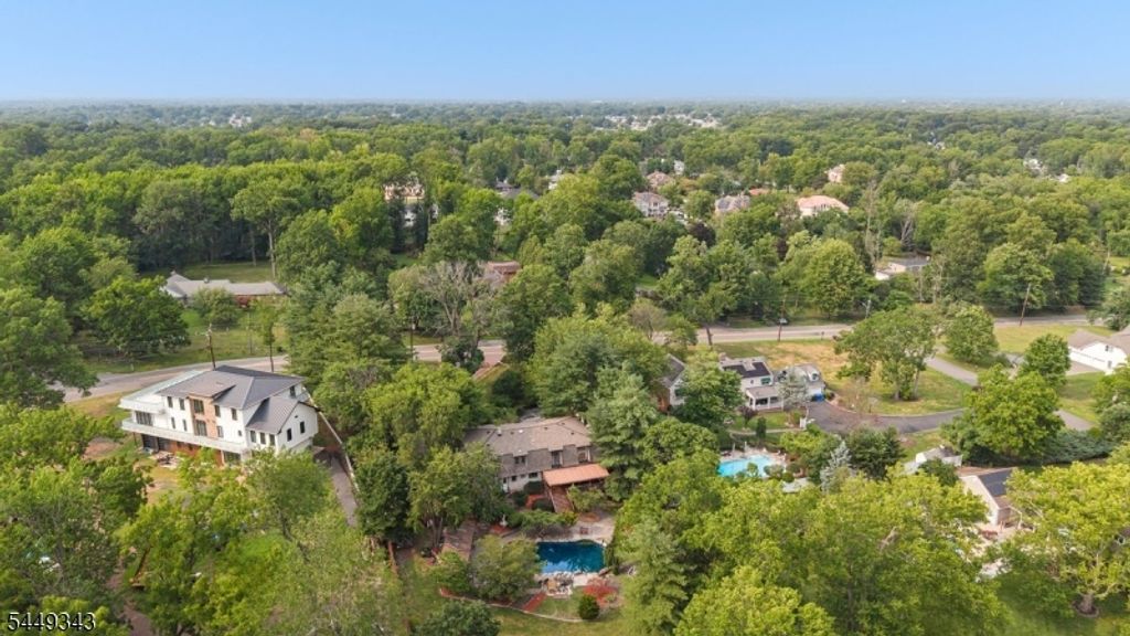 403 New Dover Rd, Woodbridge Twp., NJ 07067 — photo 4