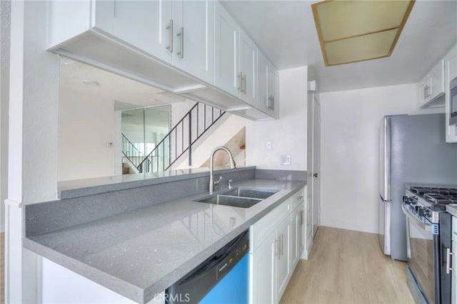 1085 W Sierra Madre 2, Azusa, CA 91702