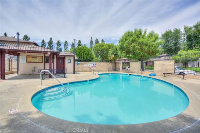 1085 W Sierra Madre 2, Azusa, CA 91702