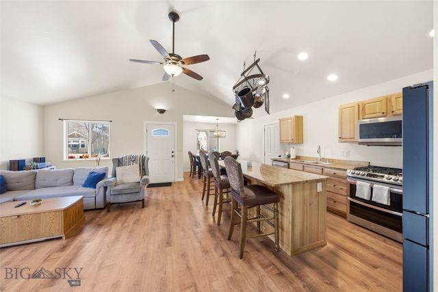 250 Jackson Lane, Belgrade, MT 59714