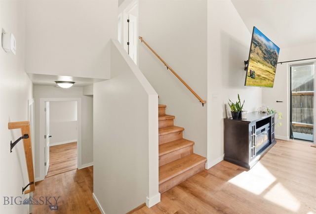 250 Jackson Lane, Belgrade, MT 59714