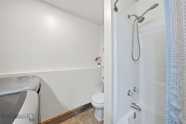 250 Jackson Lane, Belgrade, MT 59714