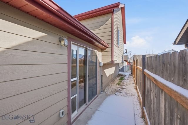 250 Jackson Lane, Belgrade, MT 59714