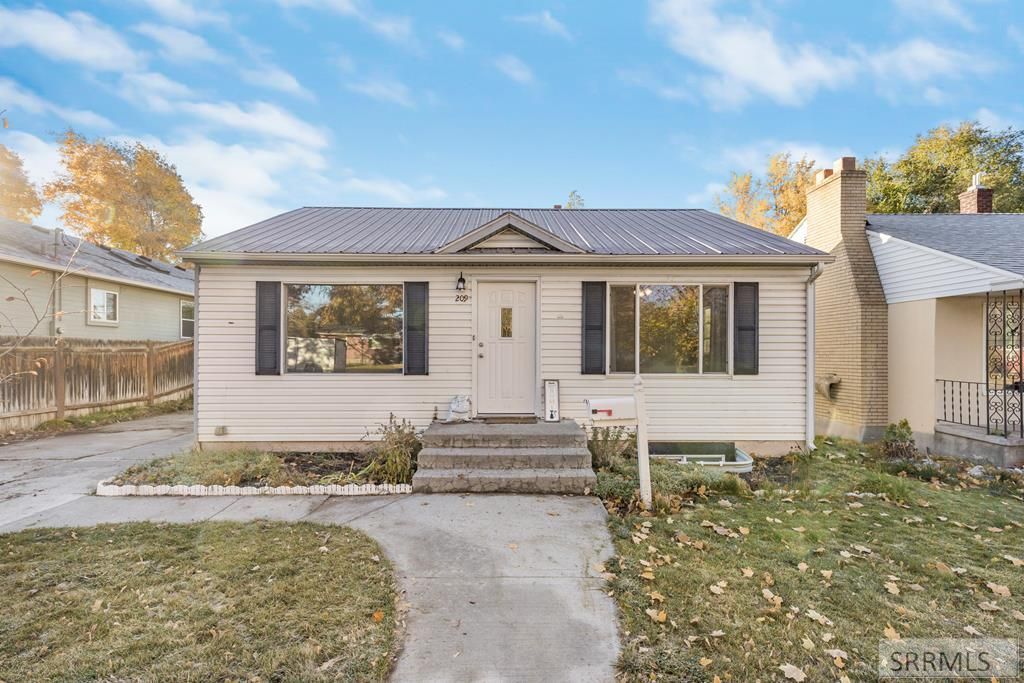 209 W 18th Street, Idaho Falls, ID 83402