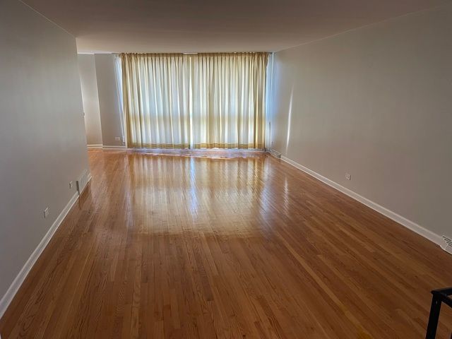 9113 S Constance Avenue, Chicago, IL 60617
