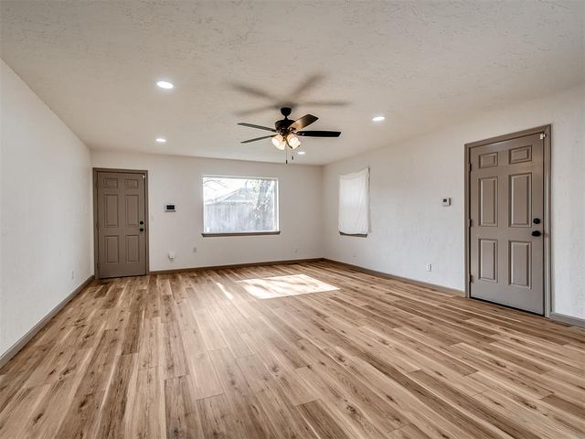 807 Amity Lane, El Reno, OK 73036