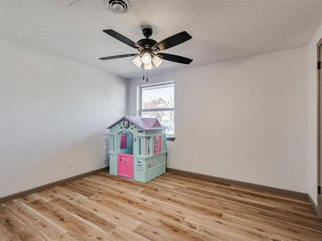 807 Amity Lane, El Reno, OK 73036