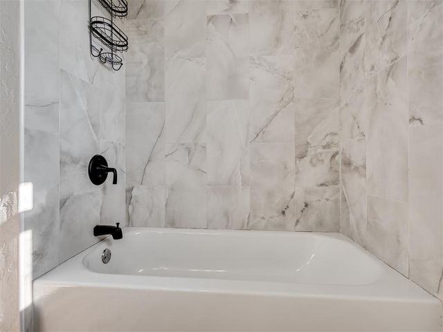 807 Amity Lane, El Reno, OK 73036