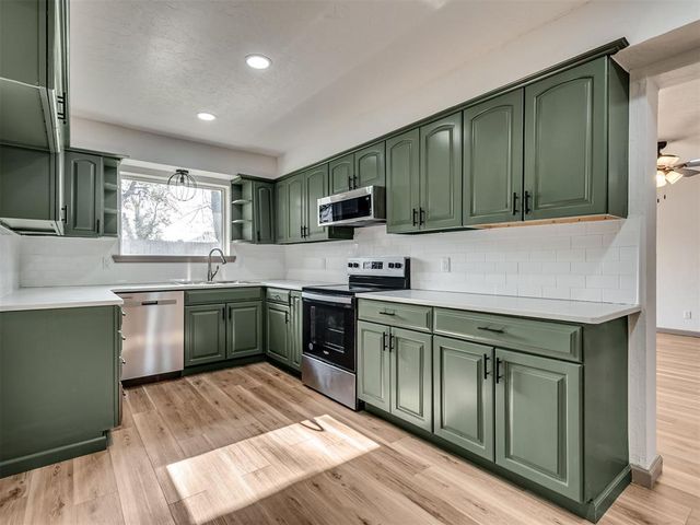 807 Amity Lane, El Reno, OK 73036