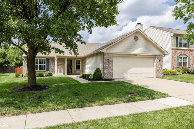 10542 Cedar Drive, Fishers, IN 46037