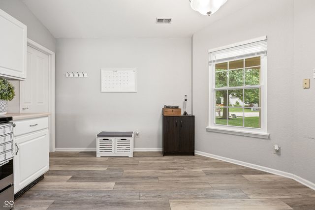 10542 Cedar Drive, Fishers, IN 46037