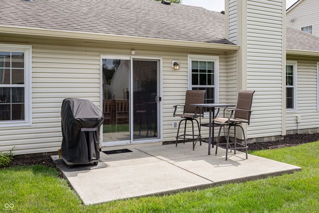 10542 Cedar Drive, Fishers, IN 46037