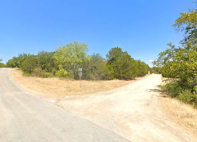 4601 Eagle Nest Court, Granbury, TX 76048