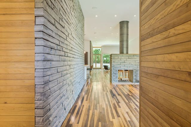 3813 W 5th Street, Fort Worth, TX 76107