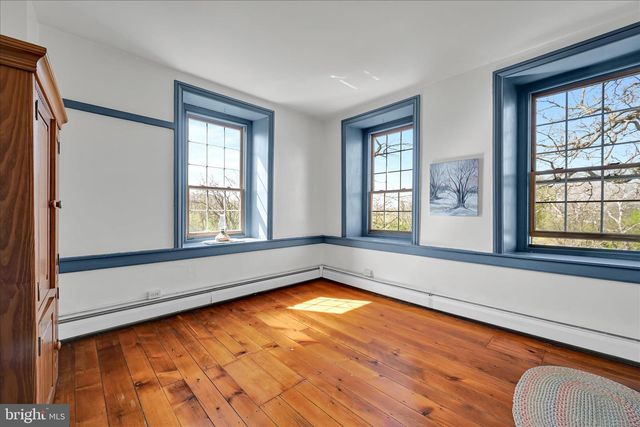 1107 WILLIAM PENN BLVD, Womelsdorf, PA 19567