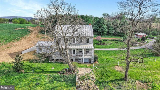 1107 WILLIAM PENN BLVD, Womelsdorf, PA 19567