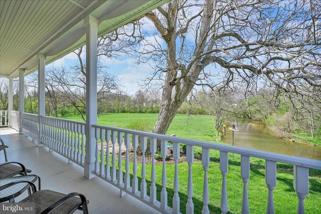 1107 WILLIAM PENN BLVD, Womelsdorf, PA 19567