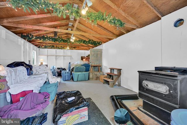 1107 WILLIAM PENN BLVD, Womelsdorf, PA 19567