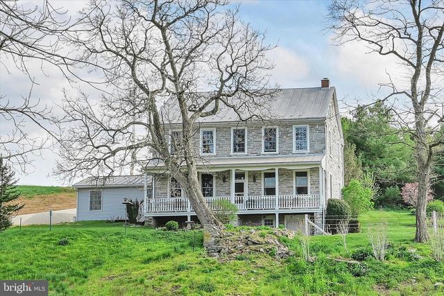 1107 WILLIAM PENN BLVD, Womelsdorf, PA 19567