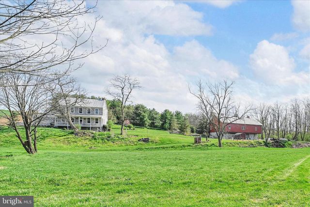 1107 WILLIAM PENN BLVD, Womelsdorf, PA 19567