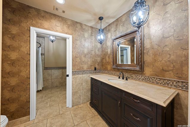 403 Candlelight, Fredericksburg, TX 78624