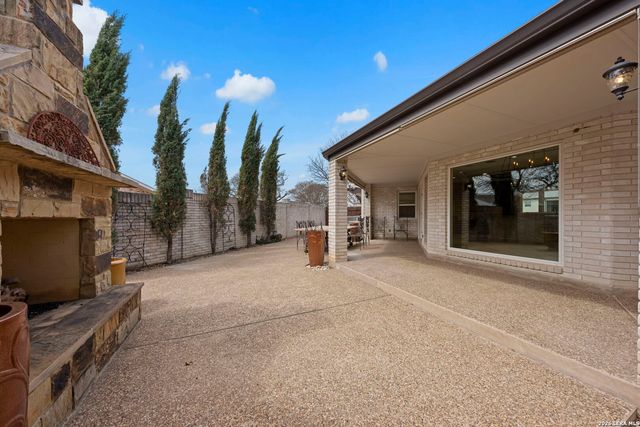 403 Candlelight, Fredericksburg, TX 78624