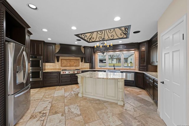 403 Candlelight, Fredericksburg, TX 78624