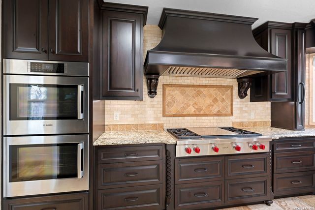 403 Candlelight, Fredericksburg, TX 78624