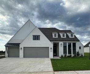 1505 Cedarwood Drive, Claremore, OK 74017