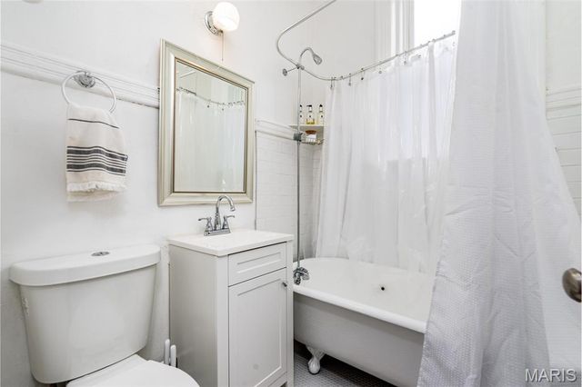 4271 Botanical Avenue, St Louis, MO 63110