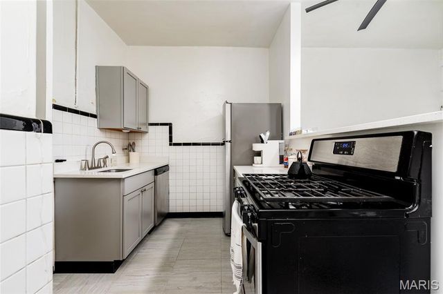 4271 Botanical Avenue, St Louis, MO 63110