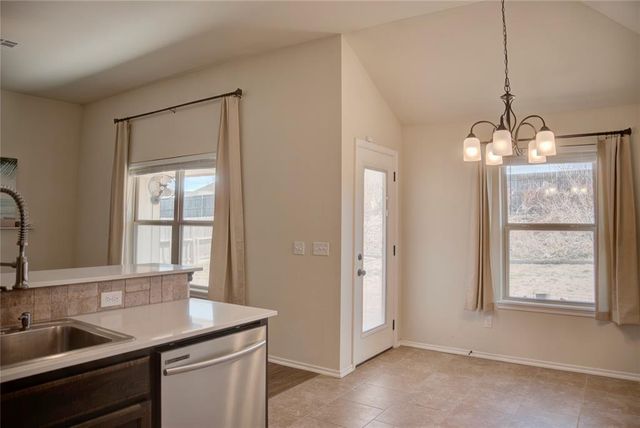 9604 Bexhill Drive, Yukon, OK 73099