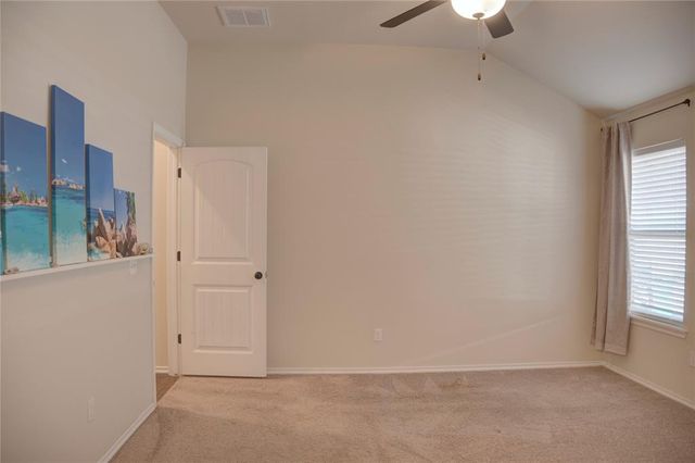 9604 Bexhill Drive, Yukon, OK 73099