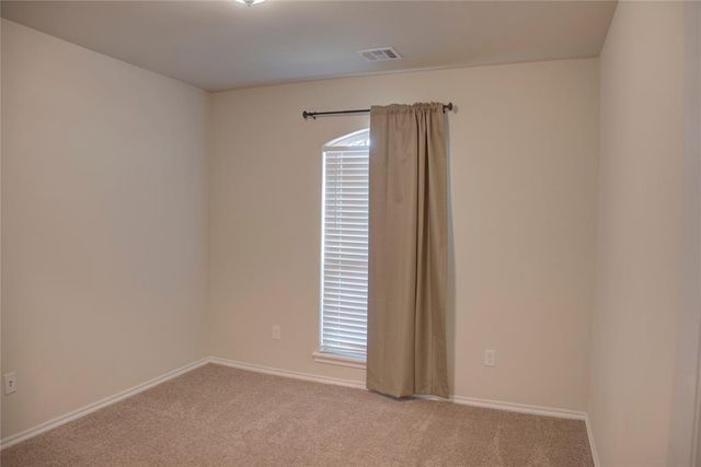 9604 Bexhill Drive, Yukon, OK 73099