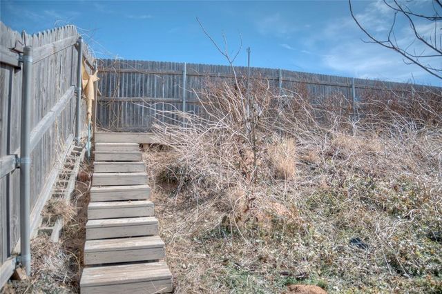 9604 Bexhill Drive, Yukon, OK 73099