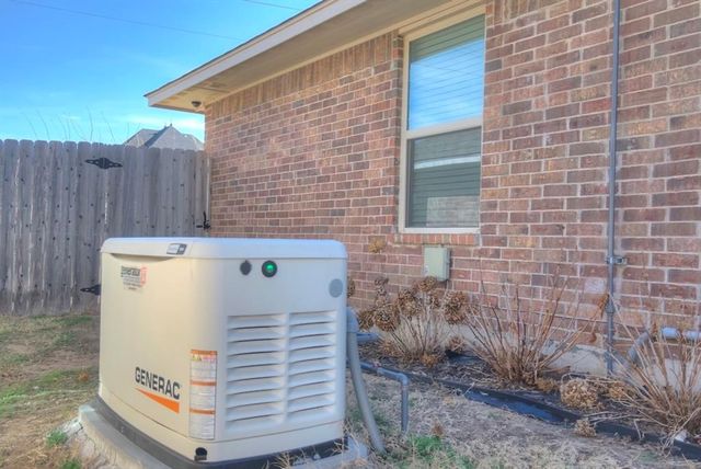 9604 Bexhill Drive, Yukon, OK 73099