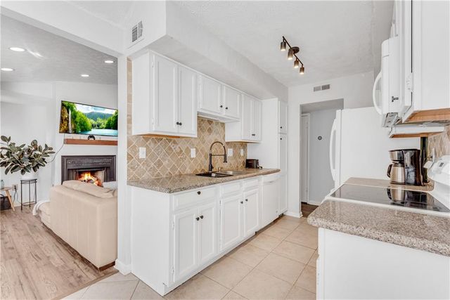 720 Glenleaf Drive, Peachtree Corners, GA 30092