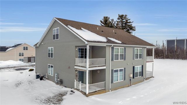 4331 Berkley Place O1, Hamburg, NY 14075