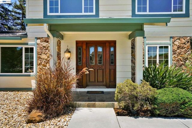 2539 Aranda Dr, San Ramon, CA 94583