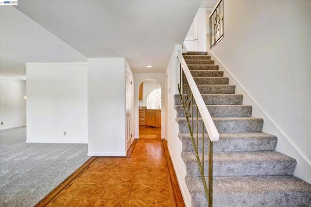 2539 Aranda Dr, San Ramon, CA 94583