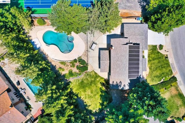 2539 Aranda Dr, San Ramon, CA 94583
