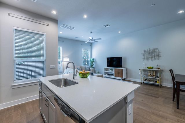 3108 E 51st ST 1503, Austin, TX 78723