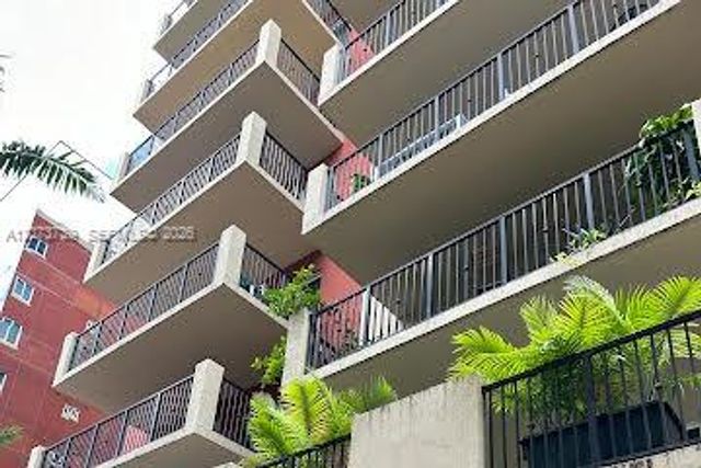 3410 Coral Way 901, Miami, FL 33145