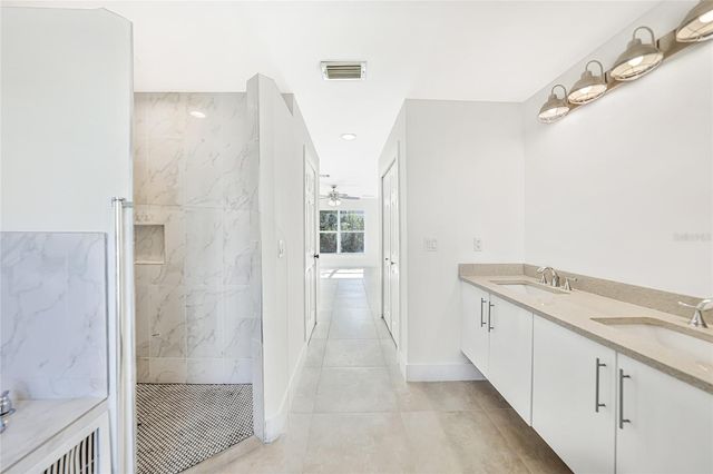 1210 SW 10TH TERRACE, Cape Coral, FL 33991