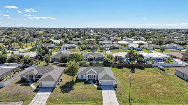 1210 SW 10TH TERRACE, Cape Coral, FL 33991