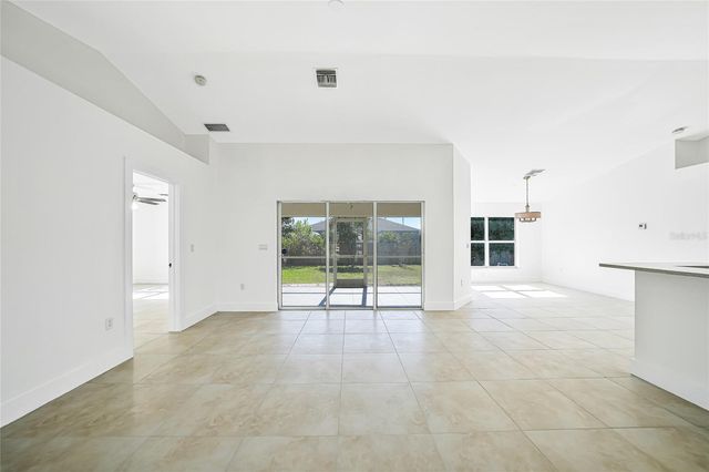 1210 SW 10TH TERRACE, Cape Coral, FL 33991