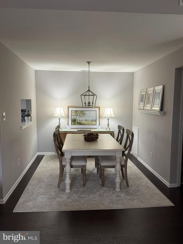 2102 TANGLEWOOD CT, Sewell, NJ 08080