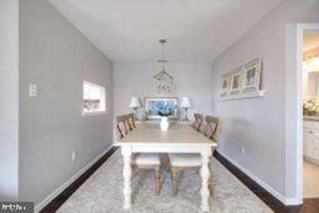 2102 TANGLEWOOD CT, Sewell, NJ 08080