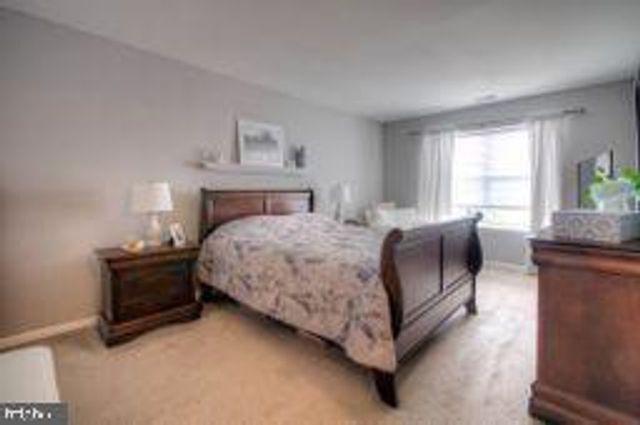 2102 TANGLEWOOD CT, Sewell, NJ 08080