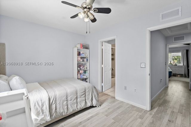 2517 SW 83rd Ter 105, Miramar, FL 33025